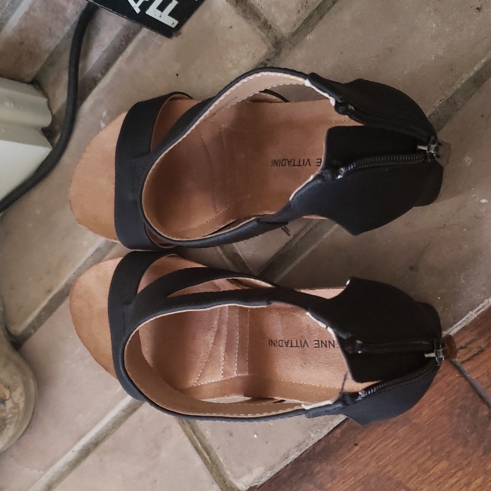 Adrienne Vittadini Tricia Wedge Size 9 - Picture 8 of 13
